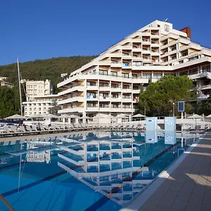 https://remisens-hotel-admiral.in-istria.net